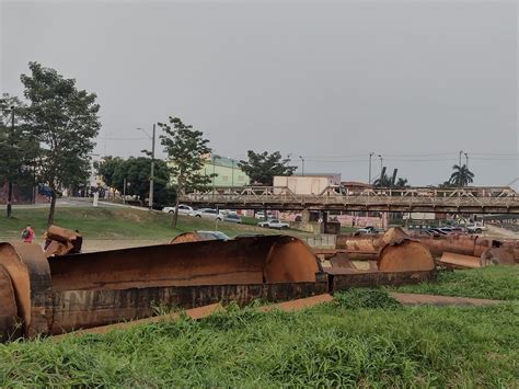 Depósito Ferro Velho Acácio .